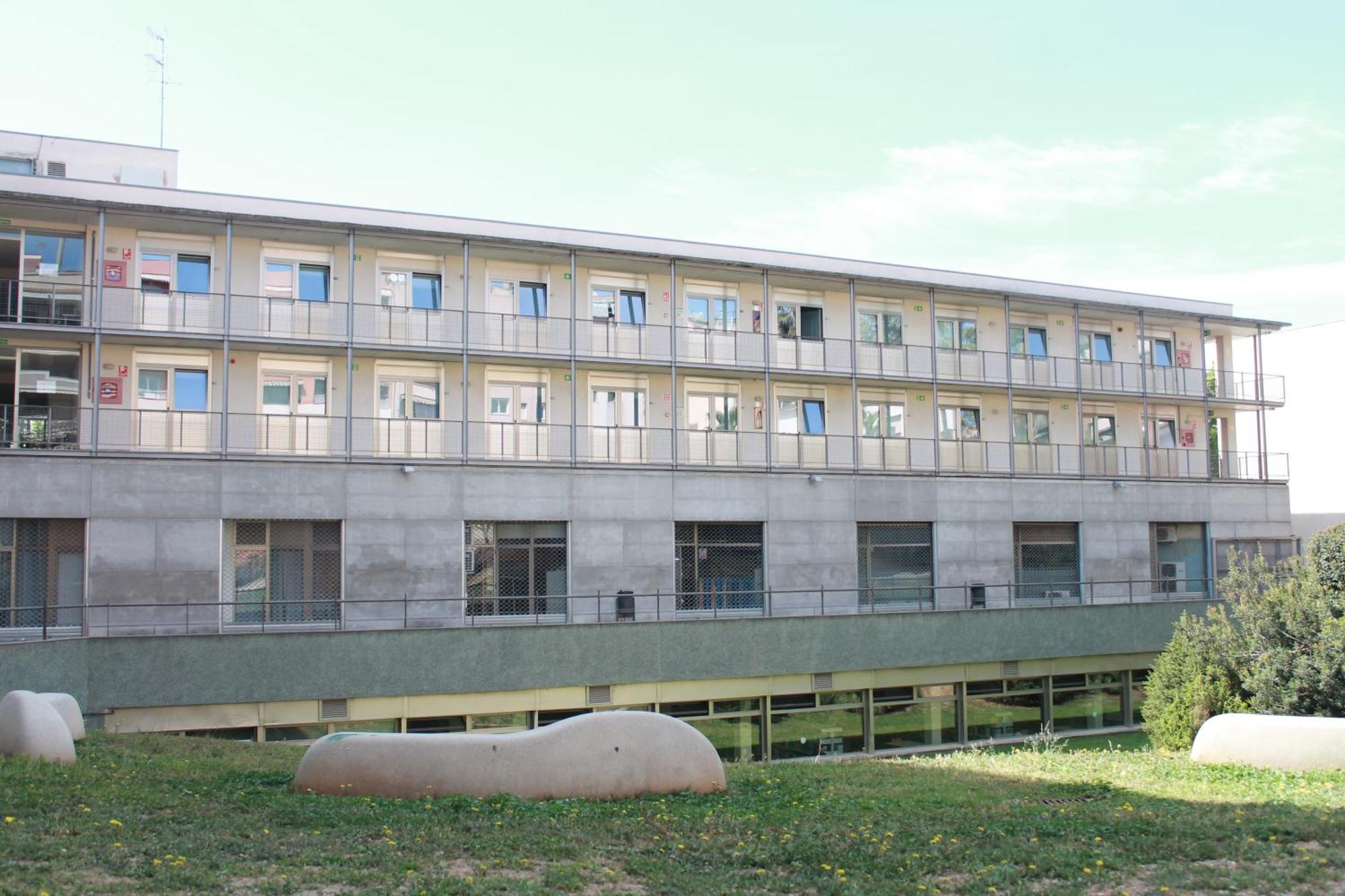 Apartaments Turistics Residencia Vila Nova ヴィラノヴァ・イ・ラ・ジェルトル エクステリア 写真